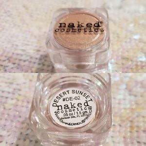 Naked Cosmetics loose eyeshadow